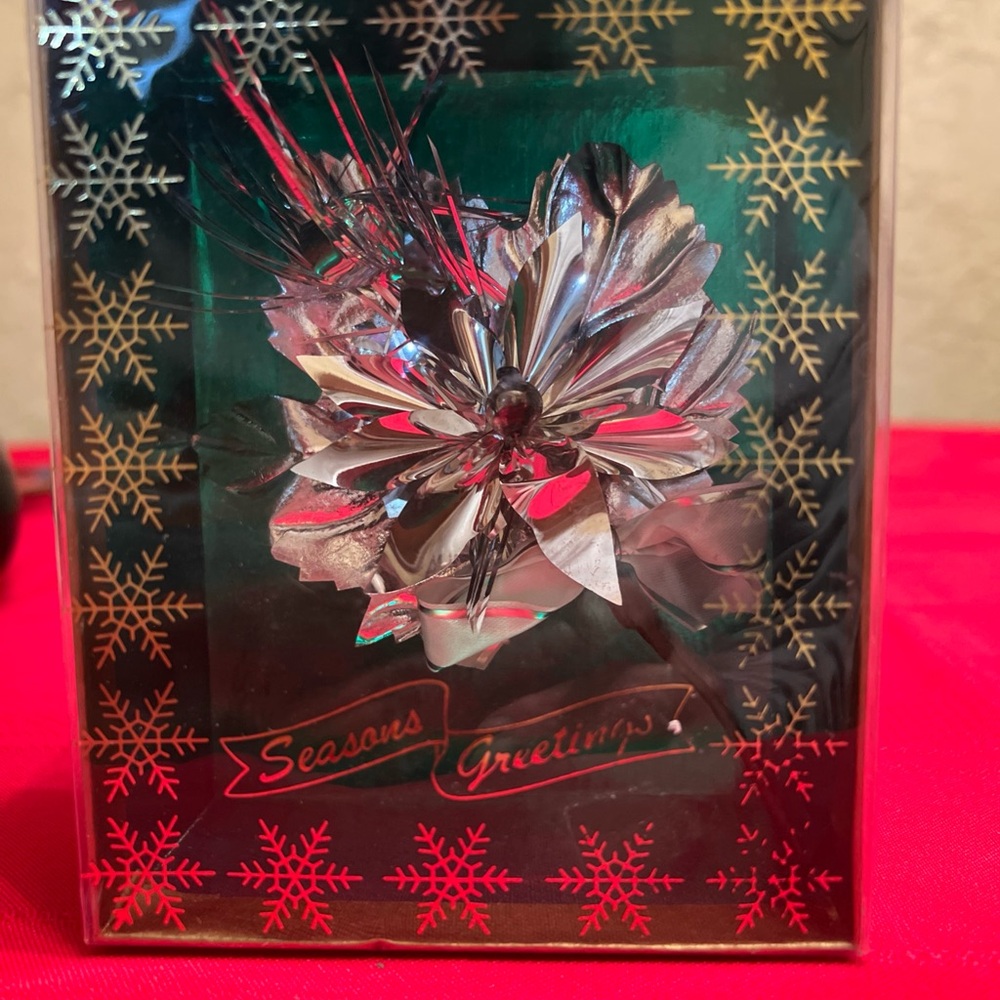 Vintage Christmas Corsage Silver  Mercury Glass Foil Leaf NEW In Box